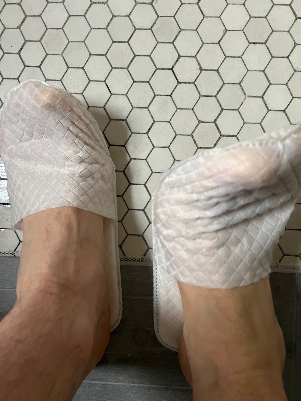 Hotel style one-time slippers - Picture 11 of 11